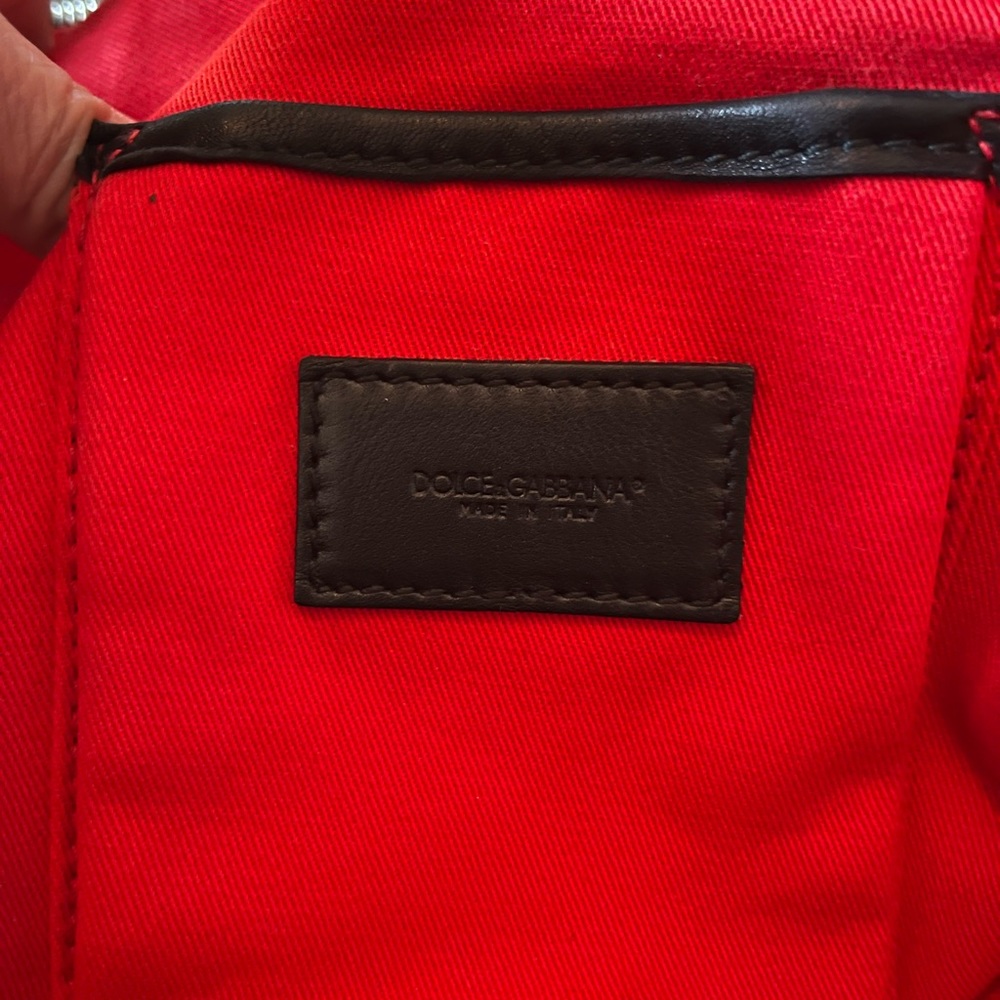 Black Dolce Gabbana Miss Patent leather purse. Barely used no longer need. - Picture 5 of 6